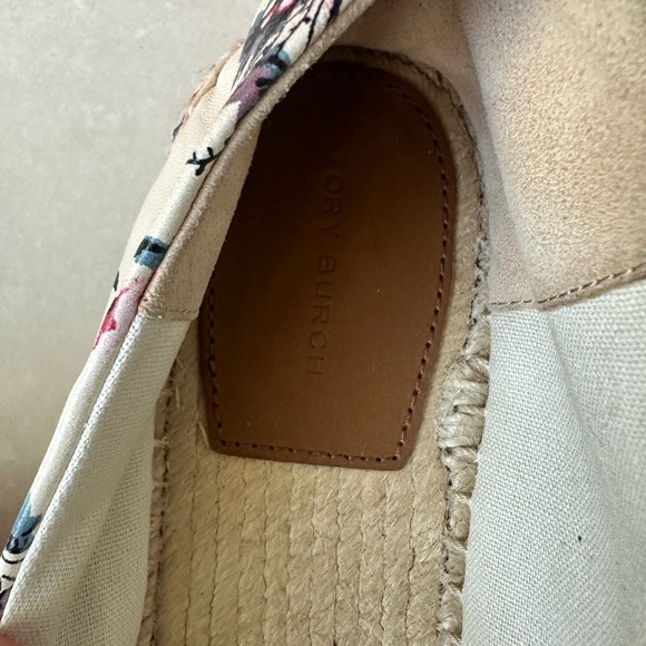 Tory Burch leather floral print espadrilles - Picture 4 of 7